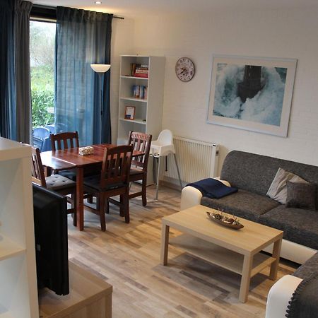 Schoenes Ferienhaus In Tossens Mit Schoenem Garten ブットヤーディンゲン エクステリア 写真